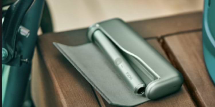 An IQOS ILUMA Pocket Charger and Holder.