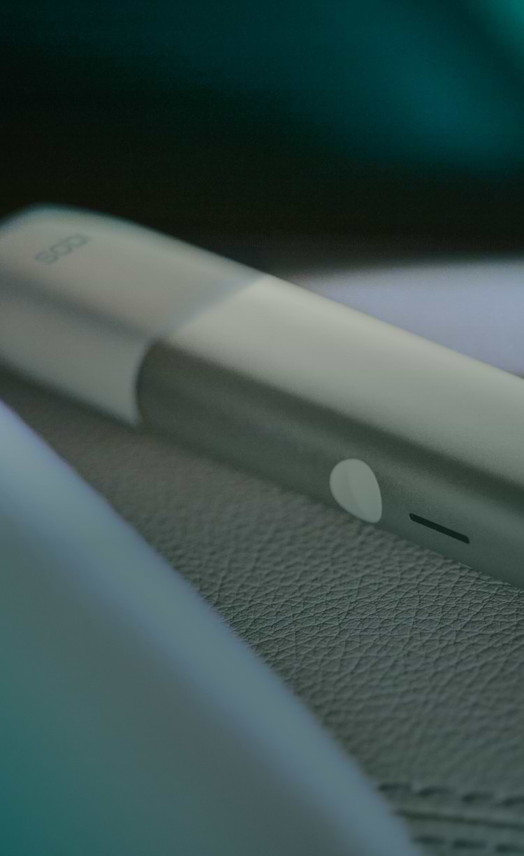 An IQOS ILUMA ONE device.